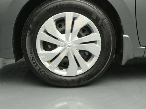 Used 2024 Nissan Versa S w/ Trunk Package FWD image 13