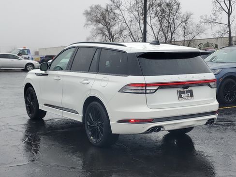 New 2026 Lincoln Aviator Reserve w/ Jet Appearance Package image 3