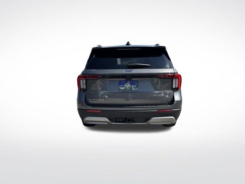 Used 2026 Ford Explorer Platinum RWD image 7