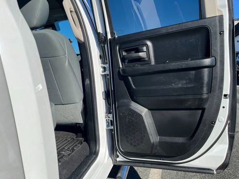 Used 2015 RAM 1500 Tradesman w/ Popular Equipment Group image 11