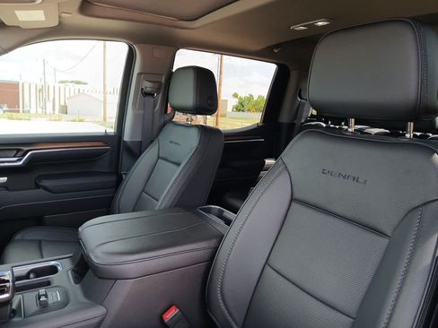 Used 2026 GMC Sierra 1500 Denali w/ Denali Reserve Package AWD/4WD image 20