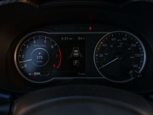 New 2025 Nissan Versa SV image 27