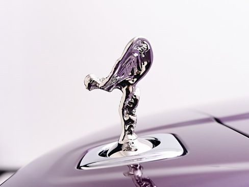 Used 2025 Rolls-Royce Cullinan image 17