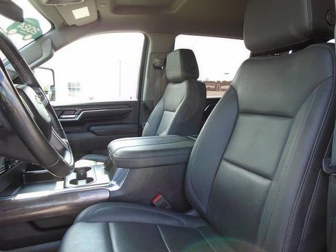 Used 2024 Chevrolet Silverado 3500 LTZ w/ LTZ Plus Package AWD/4WD image 18