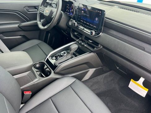 New 2026 Chevrolet Colorado W/T AWD/4WD image 12