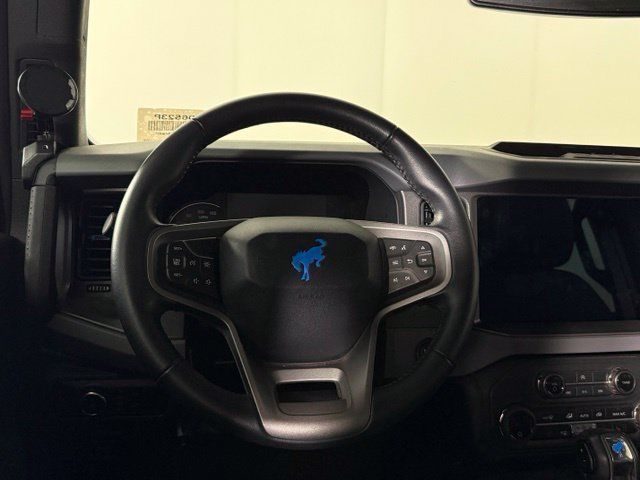 Used 2024 Ford Bronco Black Diamond AWD/4WD image 20