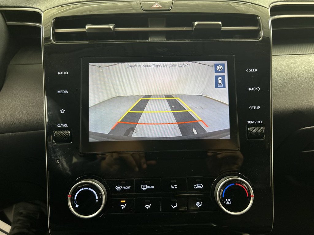 Used 2024 Hyundai Tucson SE FWD image 15