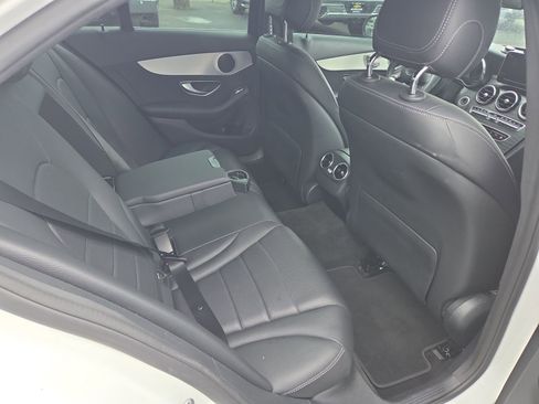 Used 2018 Mercedes-Benz C 300 Sedan image 19