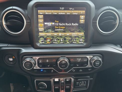 Used 2021 Jeep Wrangler Unlimited Sahara w/ Cold Weather Group image 25