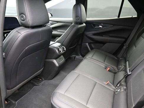 Used 2025 Chevrolet Blazer EV LT FWD image 12