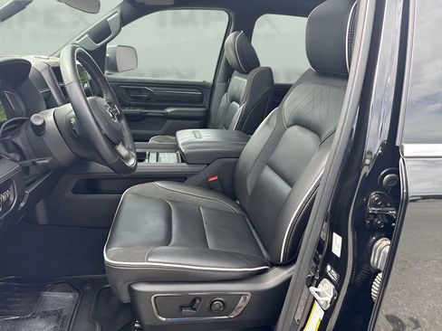Used 2025 RAM 1500 Limited AWD/4WD image 9