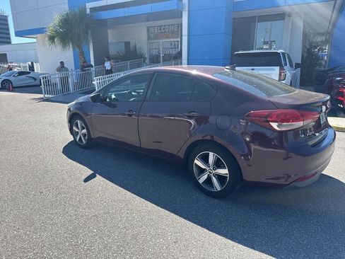 Used 2018 Kia Forte LX w/ LX Popular Package image 5