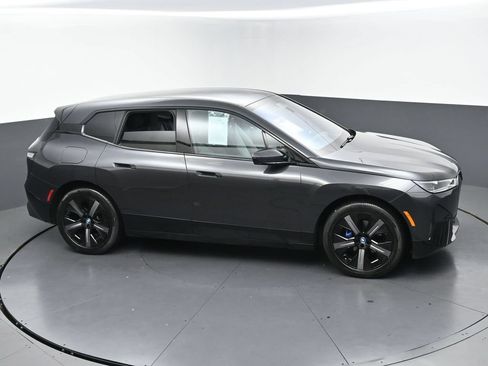 Used 2024 BMW iX xDrive50 w/ Premium Package AWD/4WD image 38