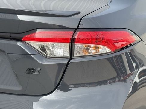 Used 2024 Toyota Corolla SE FWD image 7