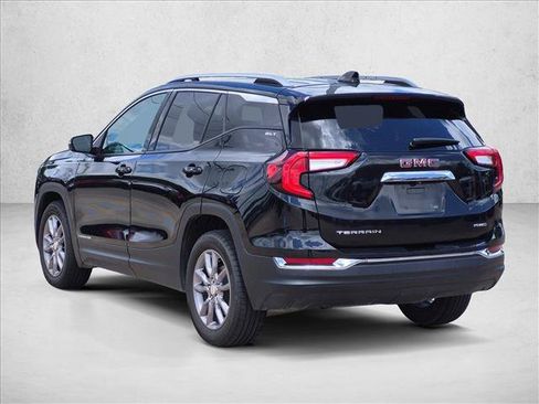 Used 2024 GMC Terrain SLT AWD/4WD image 7