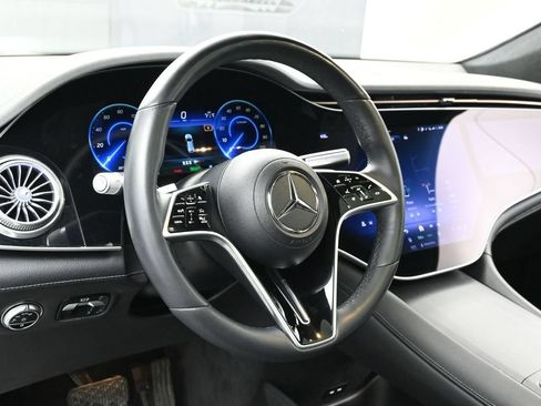 Used 2023 Mercedes-Benz EQS 580 4MATIC SUV image 30