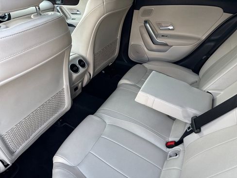 Used 2021 Mercedes-Benz A 220 image 12