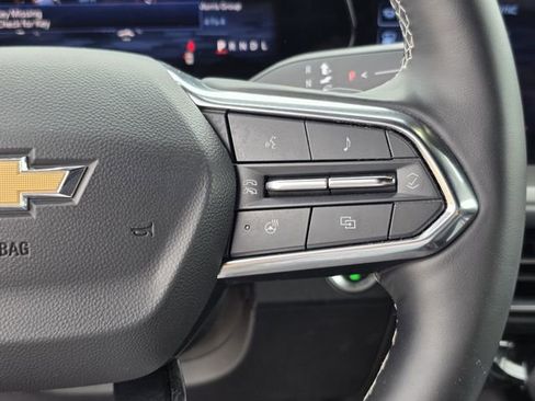 Used 2024 Chevrolet Traverse LS image 26