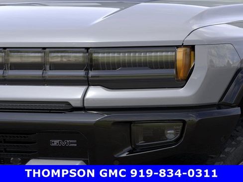 New 2025 GMC Hummer EV 3X image 10
