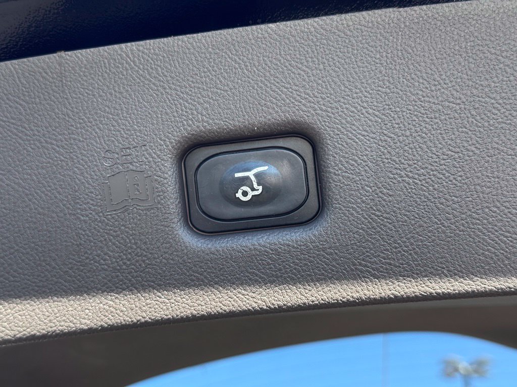Used 2022 Lincoln Nautilus FWD image 38