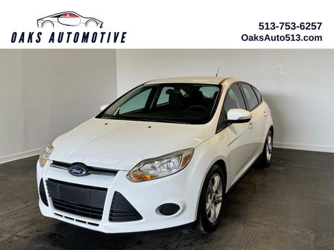 Used 2014 Ford Focus SE FWD image 1
