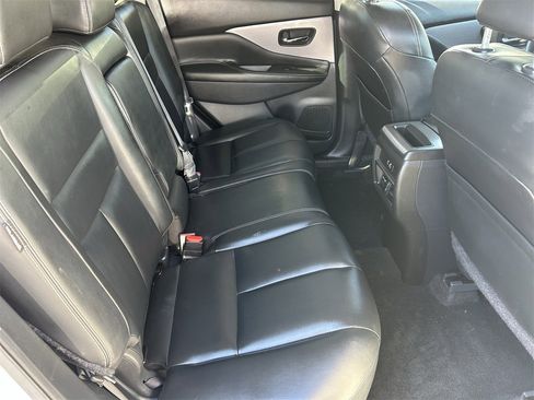 Certified 2023 Nissan Murano SV w/ SV Midnight Edition Package image 11