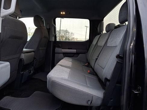 Certified 2022 Ford F150 XLT w/ Equipment Group 302A High image 10