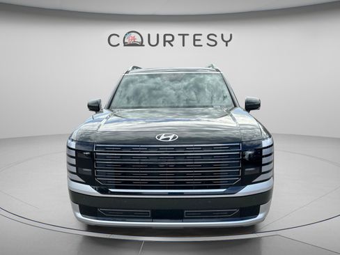New 2026 Hyundai Palisade Calligraphy FWD image 5