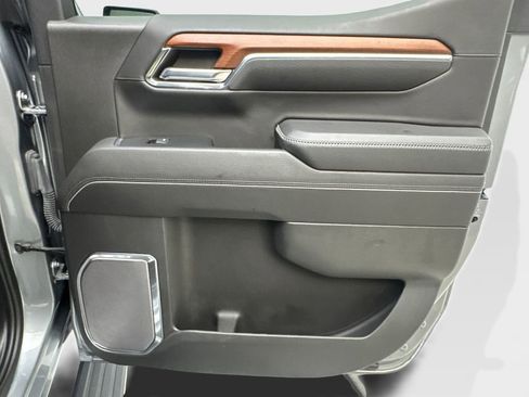 Used 2023 GMC Sierra 1500 Denali w/ Denali Reserve Package AWD/4WD image 44