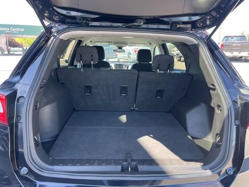 Used 2020 Chevrolet Equinox LS w/ LS Convenience Package FWD image 36