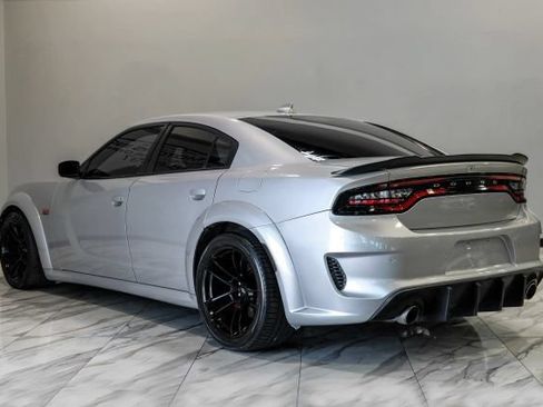 Used 2020 Dodge Charger Scat Pack RWD image 11