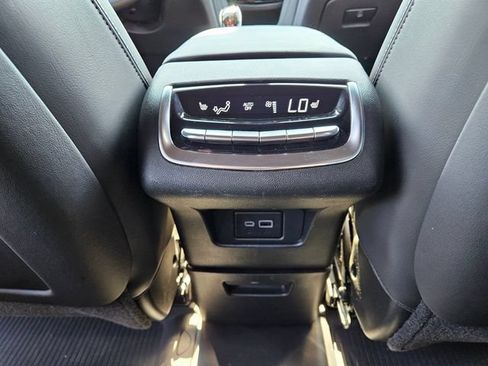 Used 2024 Cadillac XT6 Premium Luxury w/ LPO, Floor Liner Package AWD/4WD image 11