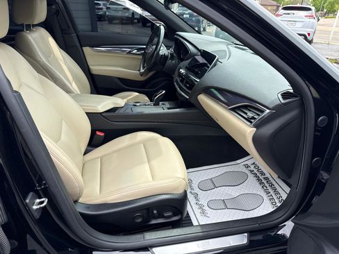 Used 2020 Cadillac CT5 Luxury w/ Cold Weather Package AWD/4WD image 12