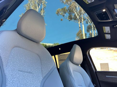 New 2026 Volvo EX30 Ultra image 14