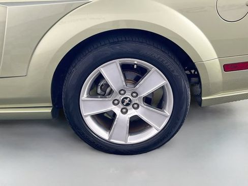 Used 2006 Ford Mustang GT Premium RWD image 29