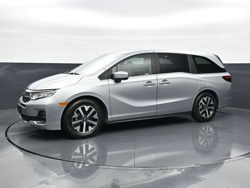 Used 2025 Honda Odyssey EX-L image 6