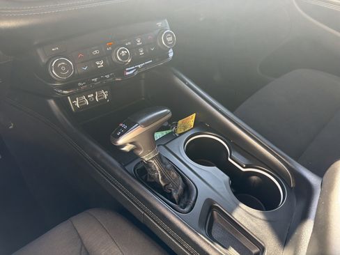 Used 2022 Dodge Durango SXT image 15