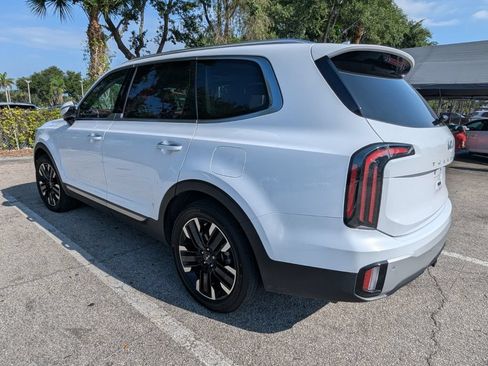 Used 2024 Kia Telluride SX Prestige w/ Towing Package AWD/4WD image 5