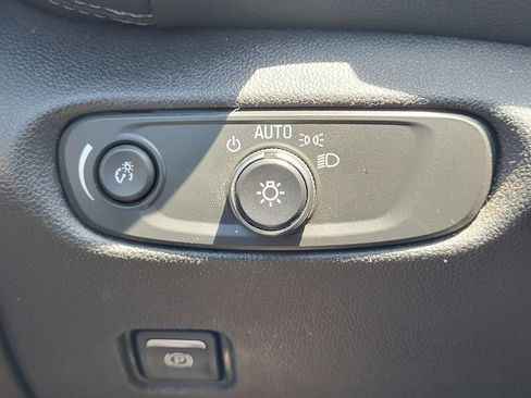 Used 2022 Chevrolet Blazer LT image 20