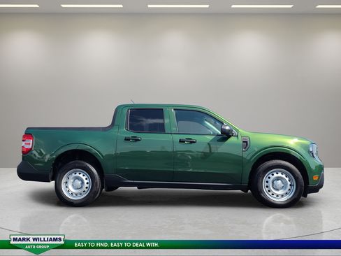 Used 2025 Ford Maverick XL w/ Equipment Group 102A AWD/4WD image 2