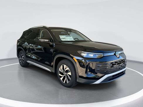 New 2026 Volkswagen Tiguan S FWD image 42