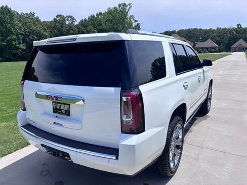 Used 2016 GMC Yukon Denali w/ Open Road Package AWD/4WD image 8