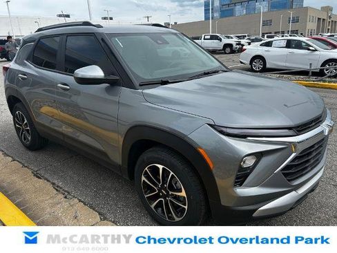 New 2026 Chevrolet TrailBlazer LT w/ Convenience Package FWD image 6