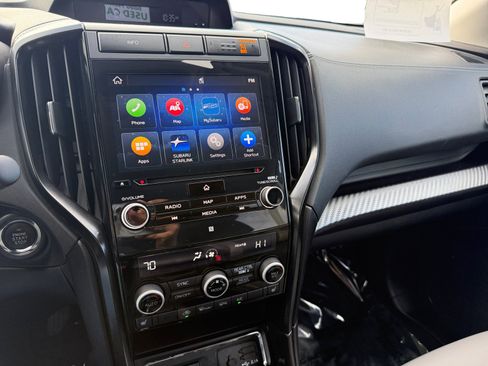 Used 2022 Subaru Ascent Onyx Edition image 12