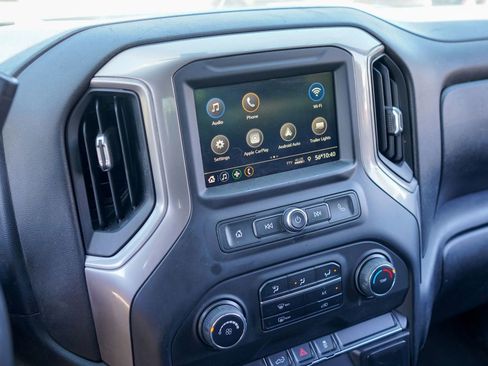 Used 2020 Chevrolet Silverado 2500 Custom w/ Custom Value Package AWD/4WD image 14
