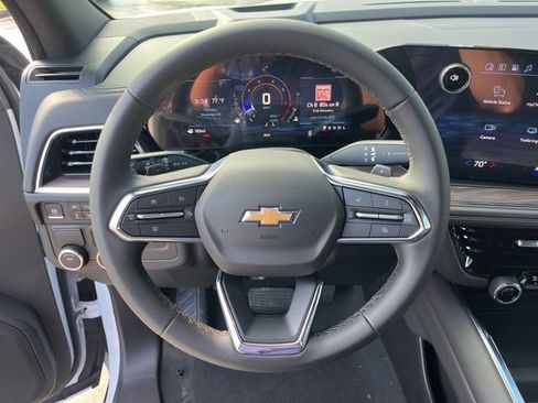 New 2026 Chevrolet Suburban LS RWD image 17