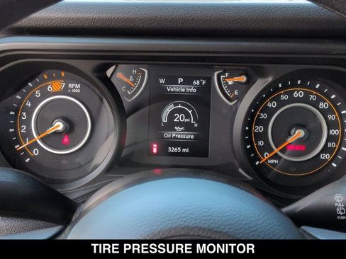 Used 2026 Jeep Wrangler Unlimited Sport AWD/4WD image 19