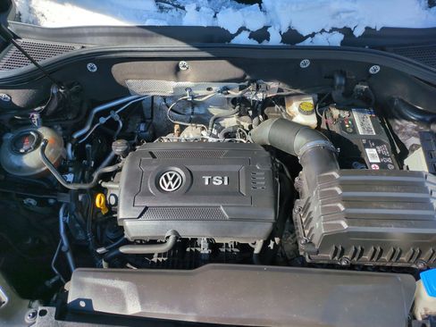 Used 2021 Volkswagen Atlas SE image 34