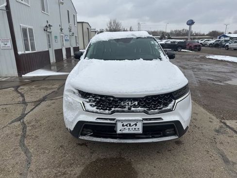 Used 2022 Kia Sorento SX Prestige AWD/4WD image 2
