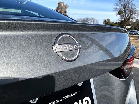 Used 2025 Nissan Altima 2.5 SV image 30